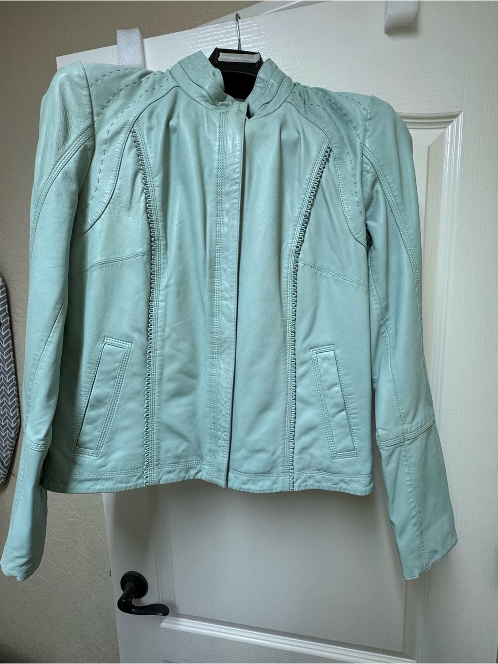 Women's Mint 100% Lamb Leather Jacket - Overland